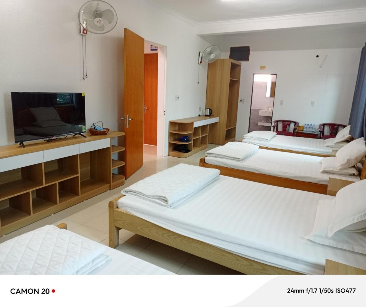 Night Market Heart Hotel Mc Моктяу Экстерьер фото