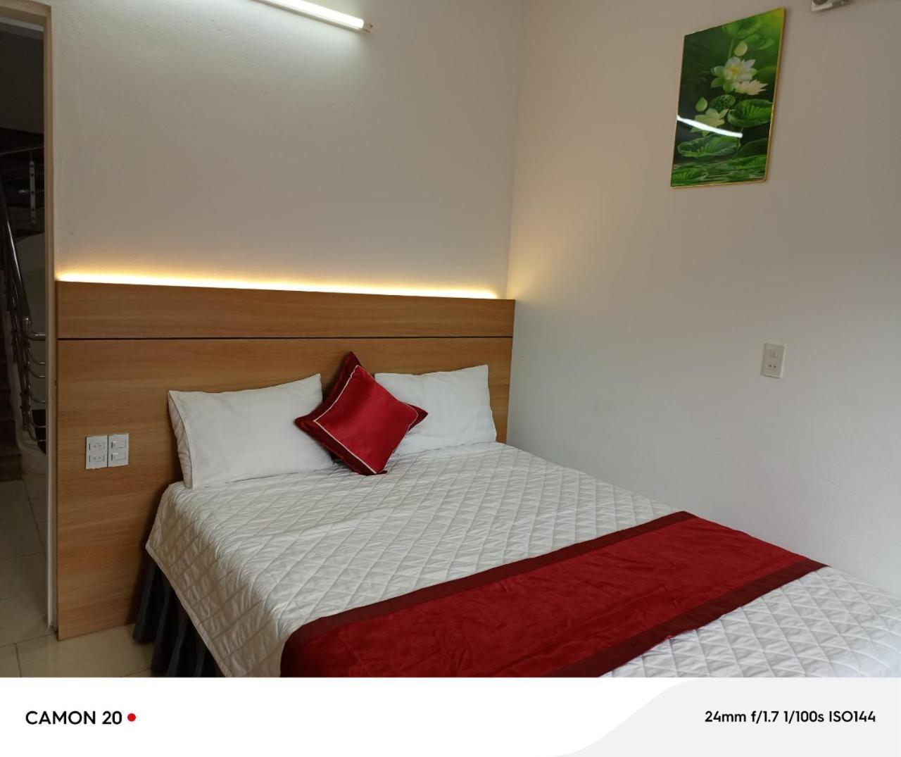 Night Market Heart Hotel Mc Моктяу Экстерьер фото
